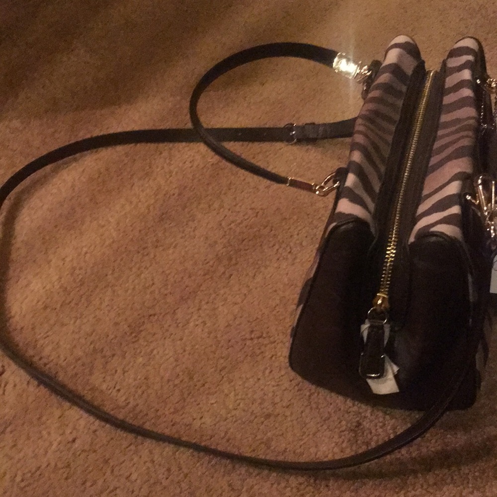 Small Coach Purse - Picture 5 of 7